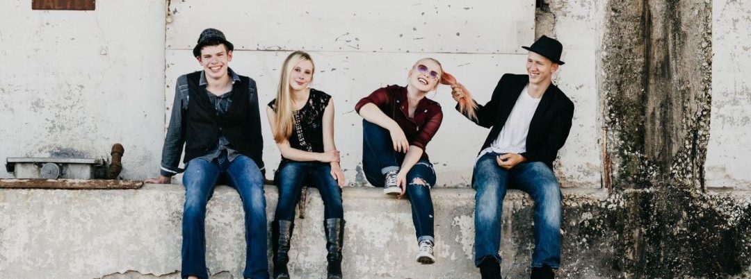Understand Your Teen Better—5 Professional Tips for Working with Teens