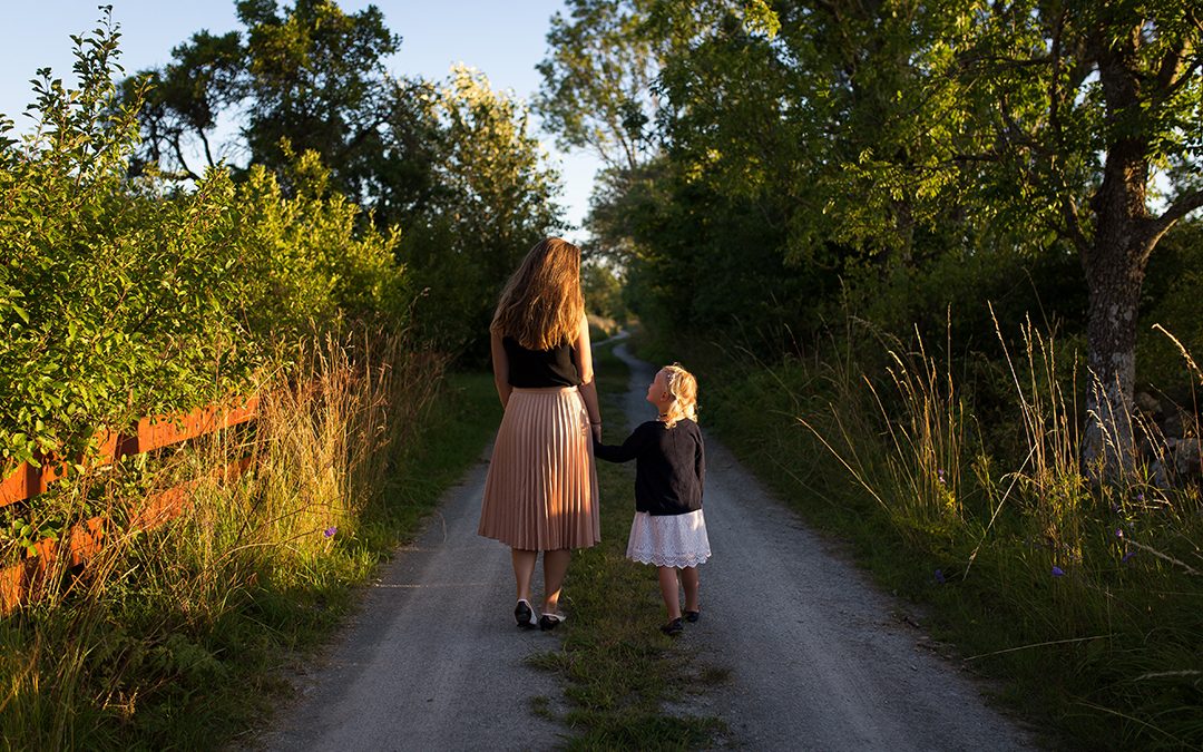 How does divorce affect children? If parents aren’t careful, their child or teen might lose their sense of safety and security