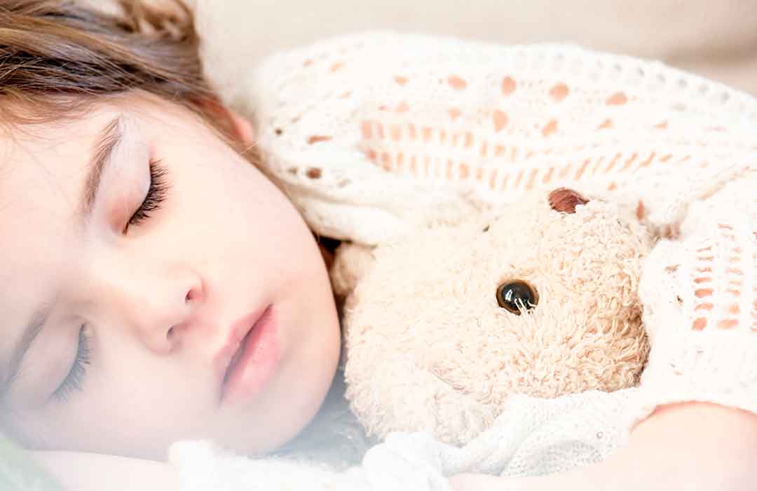 More TV equals less sleep for preschoolers!  (Video)