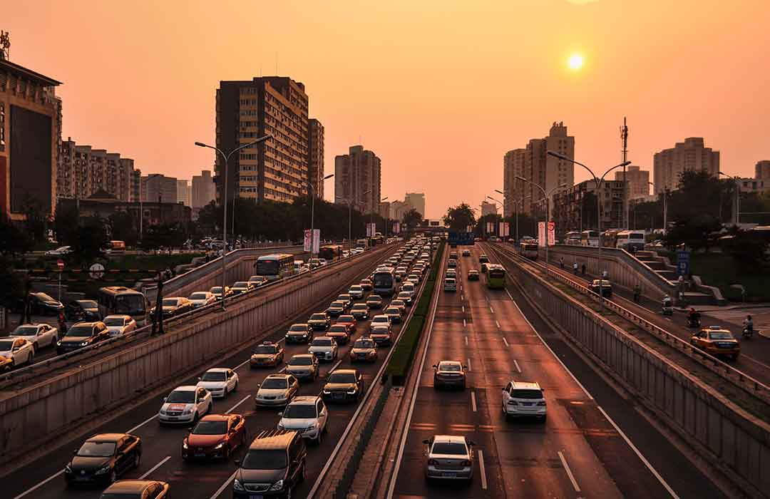 Traffic-related air pollution can increase anxiety in children (Video)