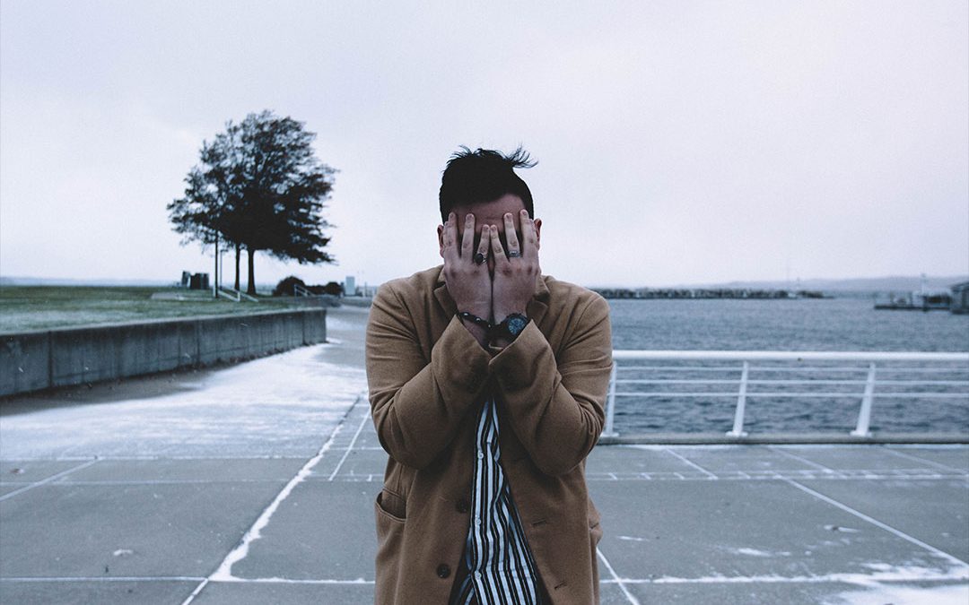 What does depression look like in men? Symptoms and the best form of treatment