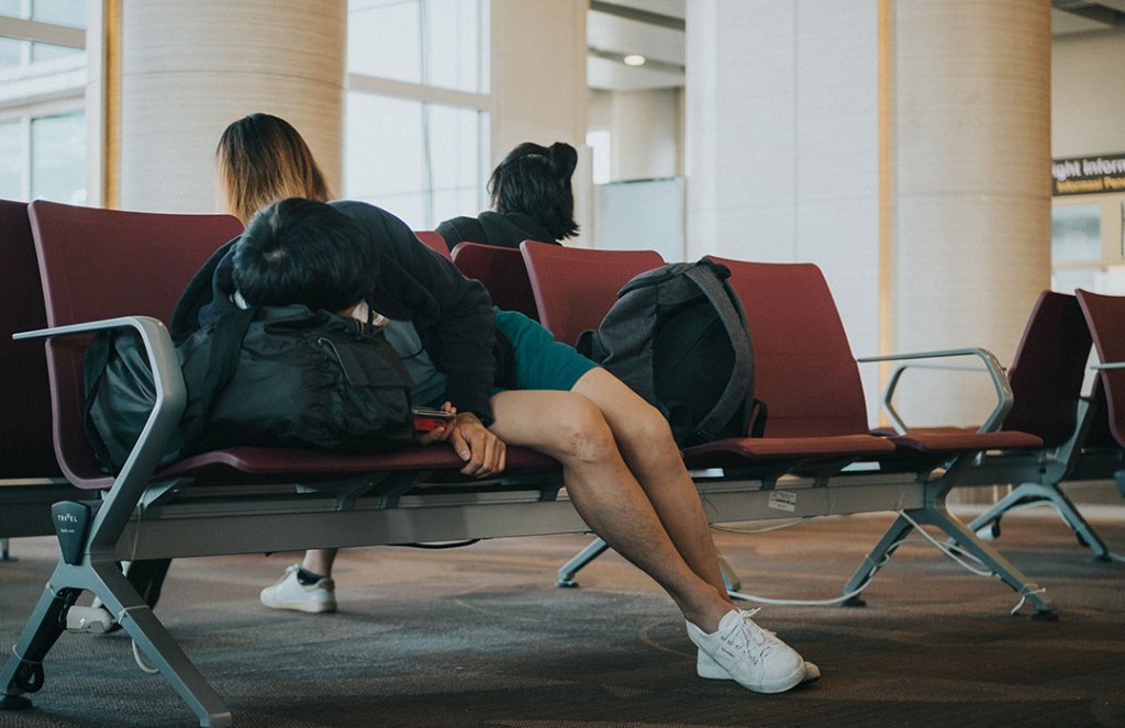 How-to prevent jet lag: 5 tips (Video)