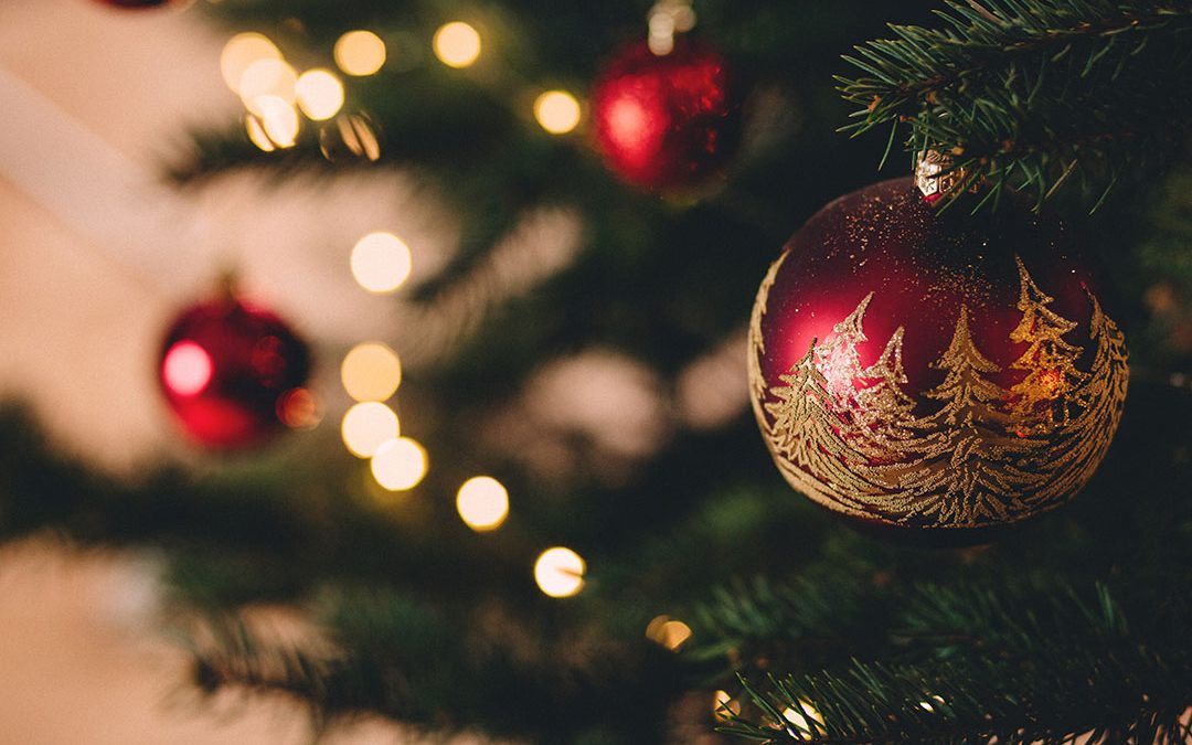 4 tips for dealing with difficult relatives during the holidays (Video)