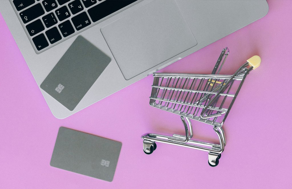 Learn the signs of digital consumer manipulation and be a smarter online shopper