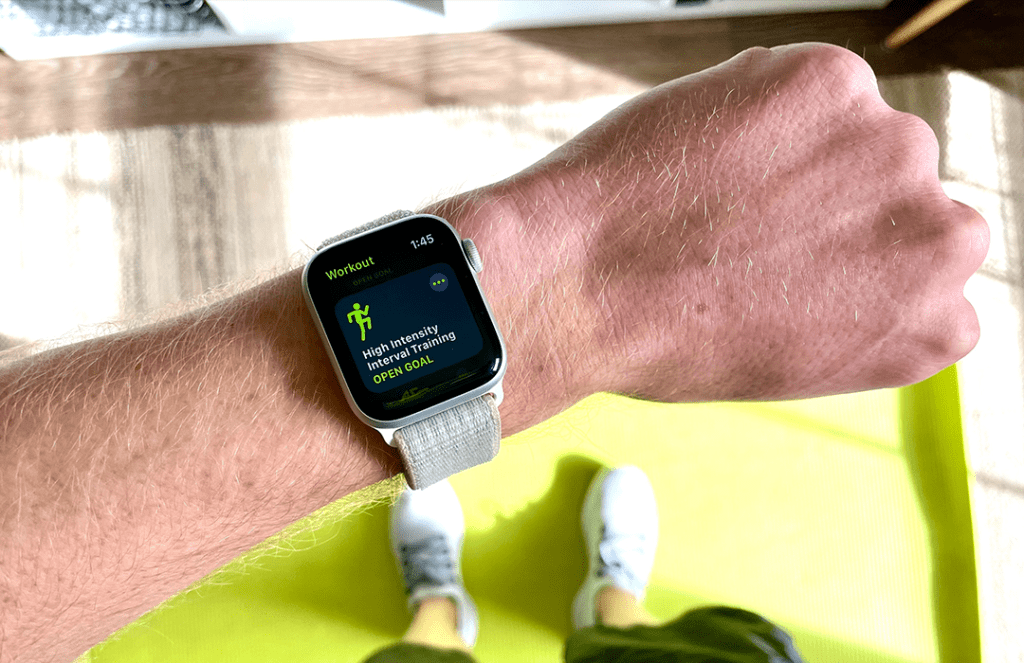 The Connection Between Smartwatches and Health Anxiety Thriveworks