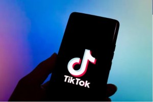 HuffPost Signs you're addicted to TikTok