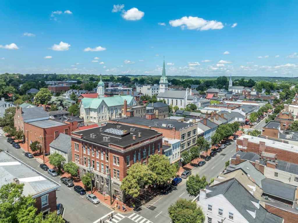 Mental health resources, research, and statistics in Fredericksburg, Virginia